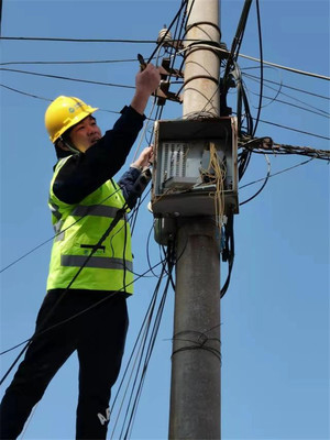 菏澤移動“信息惠農(nóng)”助力鄉(xiāng)村振興 通信設備修理服務為農(nóng)村發(fā)展保駕護航